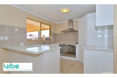 Property photo of 3 River Fig Place Alexander Heights WA 6064