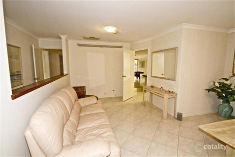 7 Colchester Gdns, Ballajura, WA 6066