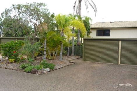 18/71 Olsen Ave, Labrador, QLD 4215