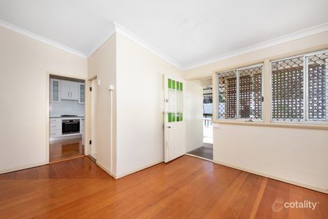 Property photo of 30 Salstone Street Kangaroo Point QLD 4169