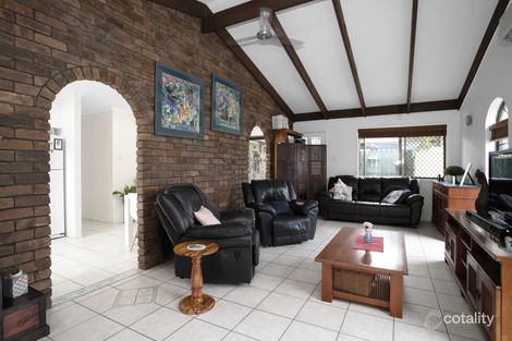 Property photo of 19 Shiral Drive Beaconsfield QLD 4740