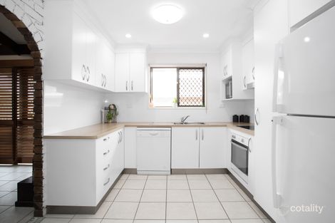 Property photo of 19 Shiral Drive Beaconsfield QLD 4740