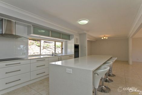 Property photo of 5 Pannamena Crescent Eleebana NSW 2282