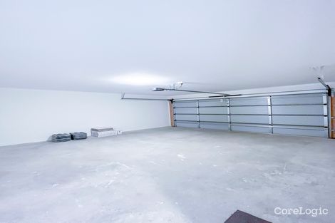 Property photo of 23 Akashi Crescent Craigieburn VIC 3064