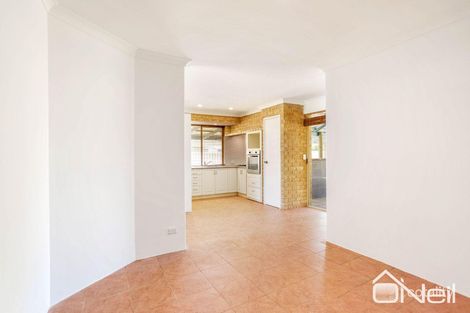 Property photo of 59 Lyrebird Loop Seville Grove WA 6112