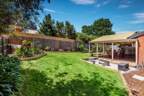 Property photo of 20 Lesay Drive St Helena VIC 3088