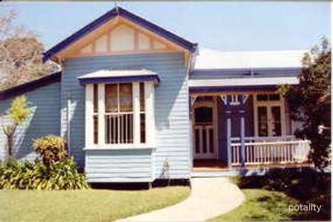 Property photo of 12 The Drive Bardon QLD 4065