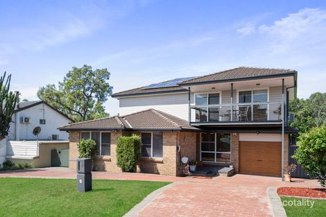 5 Adrian St, Macquarie Fields, NSW 2564
