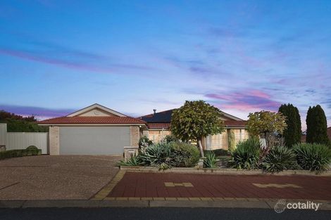 13 Wendy Ey Pl, Nicholls, ACT 2913