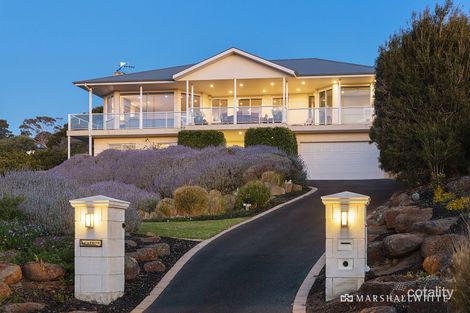 4 Capri Dr, Mount Martha, VIC 3934