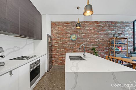 Property photo of 15 Lily Street Seddon VIC 3011