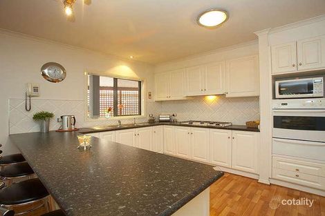 Property photo of 7 Irvine Court Altona Meadows VIC 3028