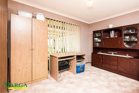 Property photo of 23 Earnshaw Loop Leeming WA 6149