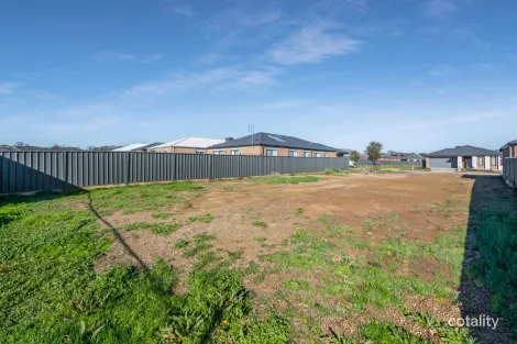 Property photo of 3 Tanby Drive Huntly VIC 3551