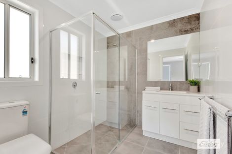 Property photo of 14 Keysor Way Wodonga VIC 3690