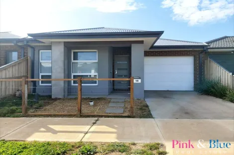 18 Amaya Way, Rockbank, VIC 3335
