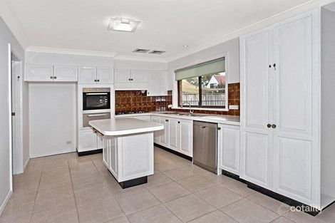Property photo of 52 Yanderra Grove Cherrybrook NSW 2126