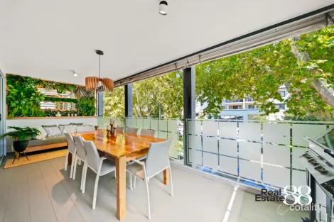 Property photo of 2/210 Stirling Street Perth WA 6000