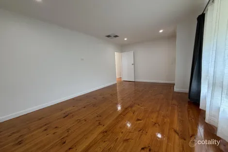 Property photo of 1/20 Addison Road Black Forest SA 5035