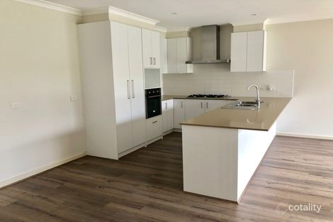 Property photo of 3 Mopar Court Cranbourne East VIC 3977