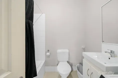 Property photo of 1/5 Turner Place Kelmscott WA 6111