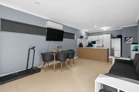 Property photo of 1/5 Turner Place Kelmscott WA 6111