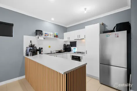 Property photo of 1/5 Turner Place Kelmscott WA 6111