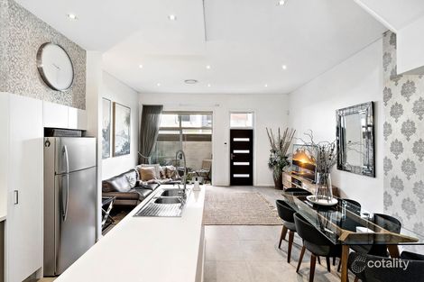 Property photo of 2/11-15 Madeira Street Sylvania NSW 2224