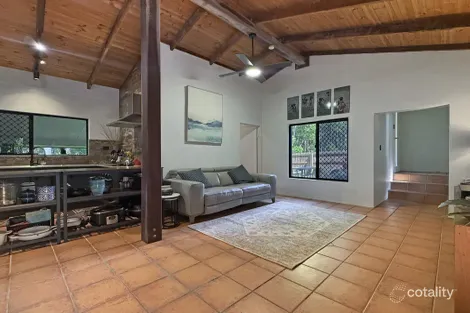 Property photo of 4 Dunkalli Crescent Wongaling Beach QLD 4852