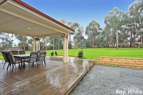 Property photo of 10 Meeking Drive Pakenham VIC 3810
