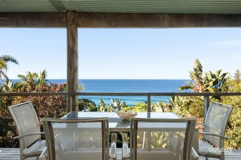 Property photo of 10 Surf Road Whale Beach NSW 2107