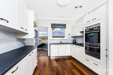 Property photo of 14 The Crescent Queanbeyan NSW 2620