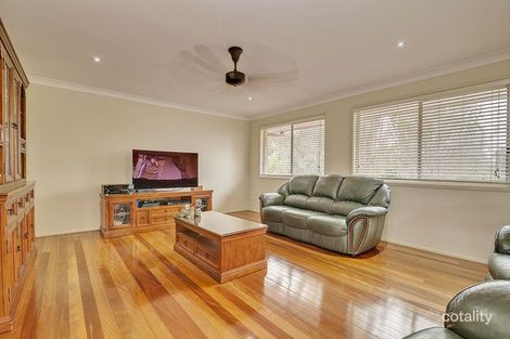 Property photo of 11 Curlew Crescent Eagleby QLD 4207
