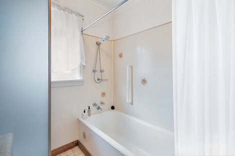 Property photo of 13 Franklin Street Westbury TAS 7303
