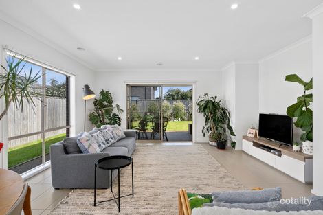 Property photo of 10 Secluded Drive Armstrong Creek VIC 3217