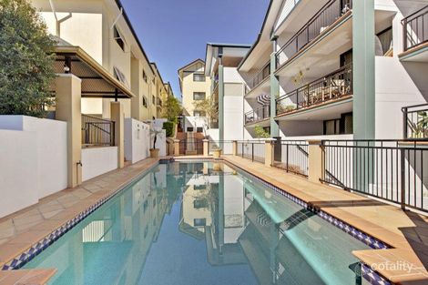 Property photo of 3/2 St Pauls Terrace Spring Hill QLD 4000