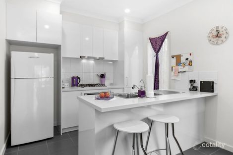 Property photo of 9/8-10 Regent Street Whittington VIC 3219