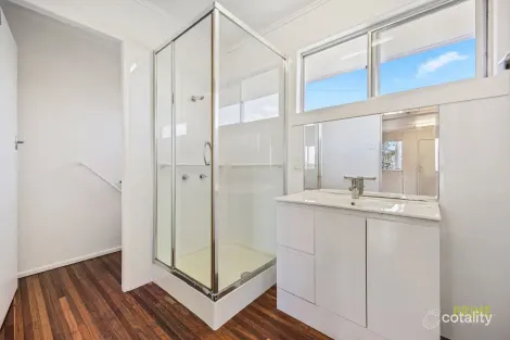 Property photo of 49 Helsham Street Point Vernon QLD 4655