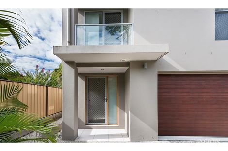 Lot 2/31 Ward St, Southport, QLD 4215