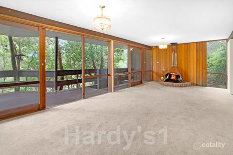 2 Pembroke Ave, Turramurra, NSW 2074