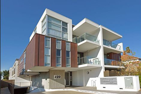 Property photo of 205/220 Burke Road Glen Iris VIC 3146