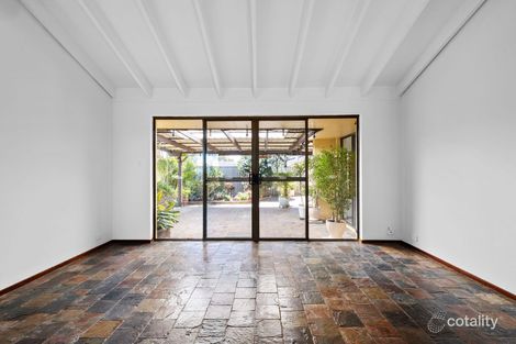 Property photo of 23 Gleddon Way Hillarys WA 6025