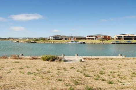 Property photo of 9 Excelsior Parade Hindmarsh Island SA 5214