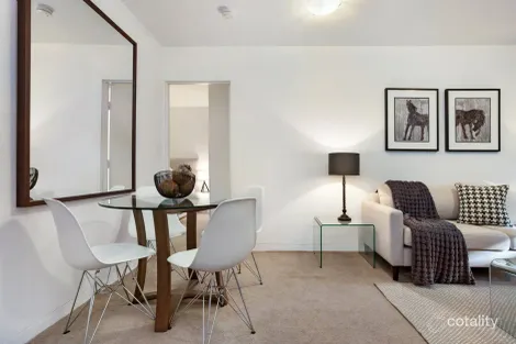 Property photo of 202/10 New McLean Street Edgecliff NSW 2027