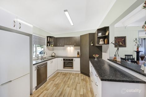 Property photo of 320 Tuggerawong Road Tuggerawong NSW 2259