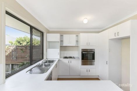 Property photo of 2/47 Usher Avenue Labrador QLD 4215