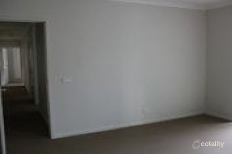 Property photo of 19 Luxford Drive Point Cook VIC 3030