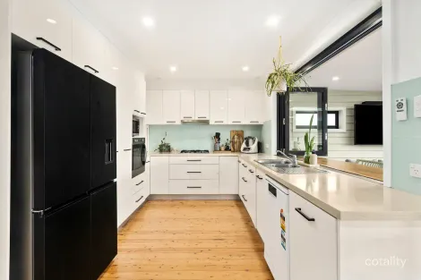 Property photo of 3 Denison Avenue Barrack Heights NSW 2528