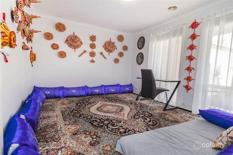 Property photo of 23 Regency Road Roxburgh Park VIC 3064