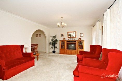 7 Barrington St, Bossley Park, NSW 2176